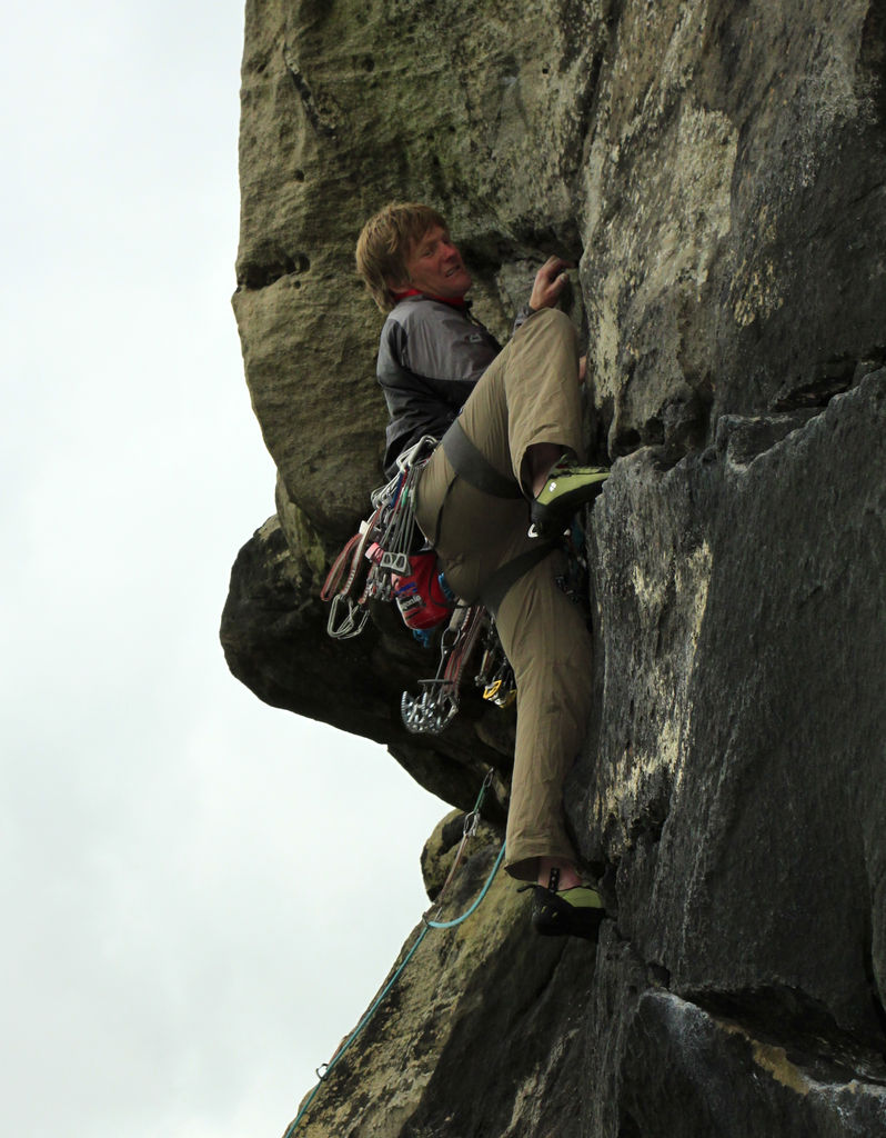 England - Almscliffe Crag 022